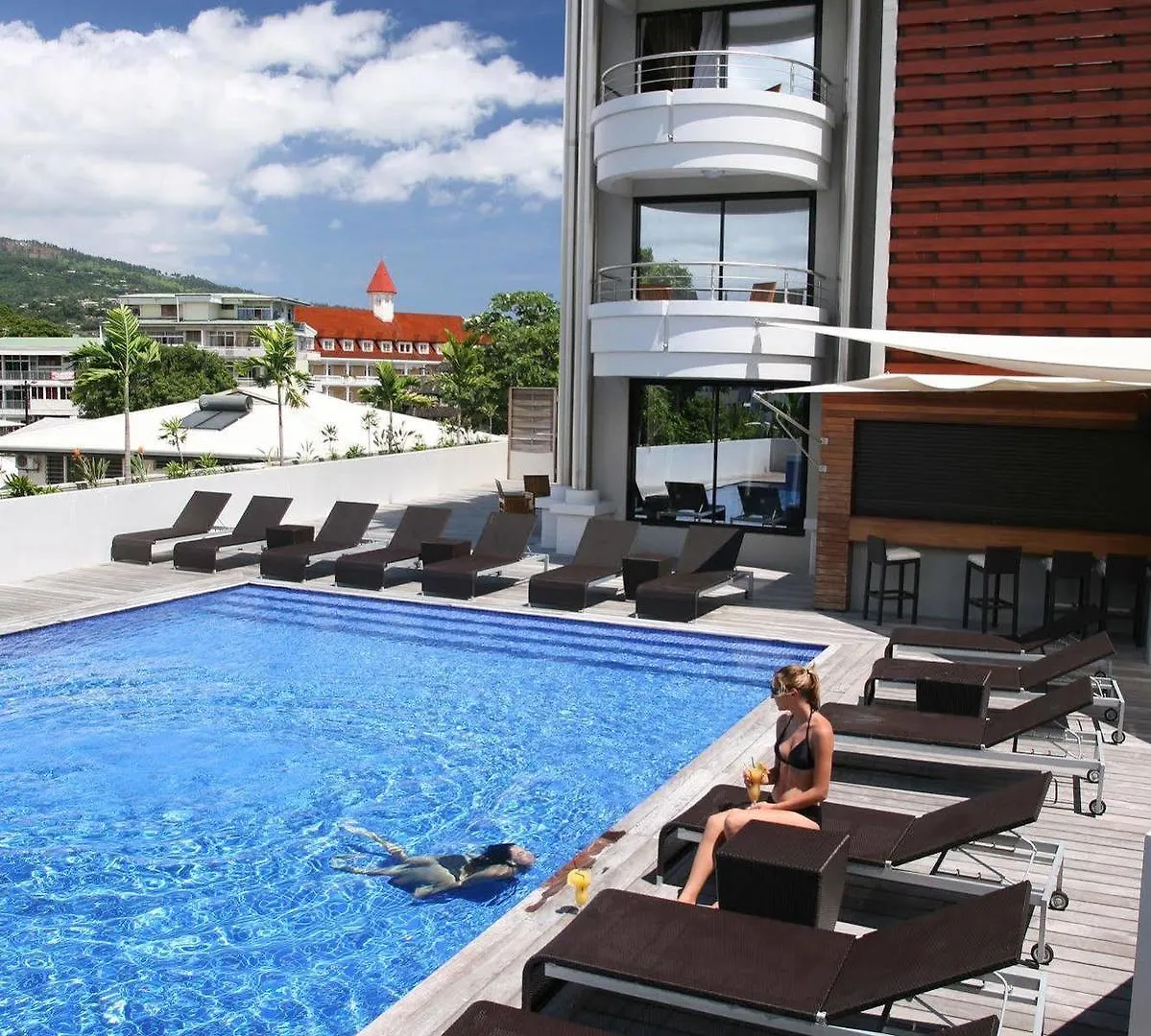 Hotel Tahiti Nui Papeete  3*, Papeete (Tahiti) Fransız Polonezyası